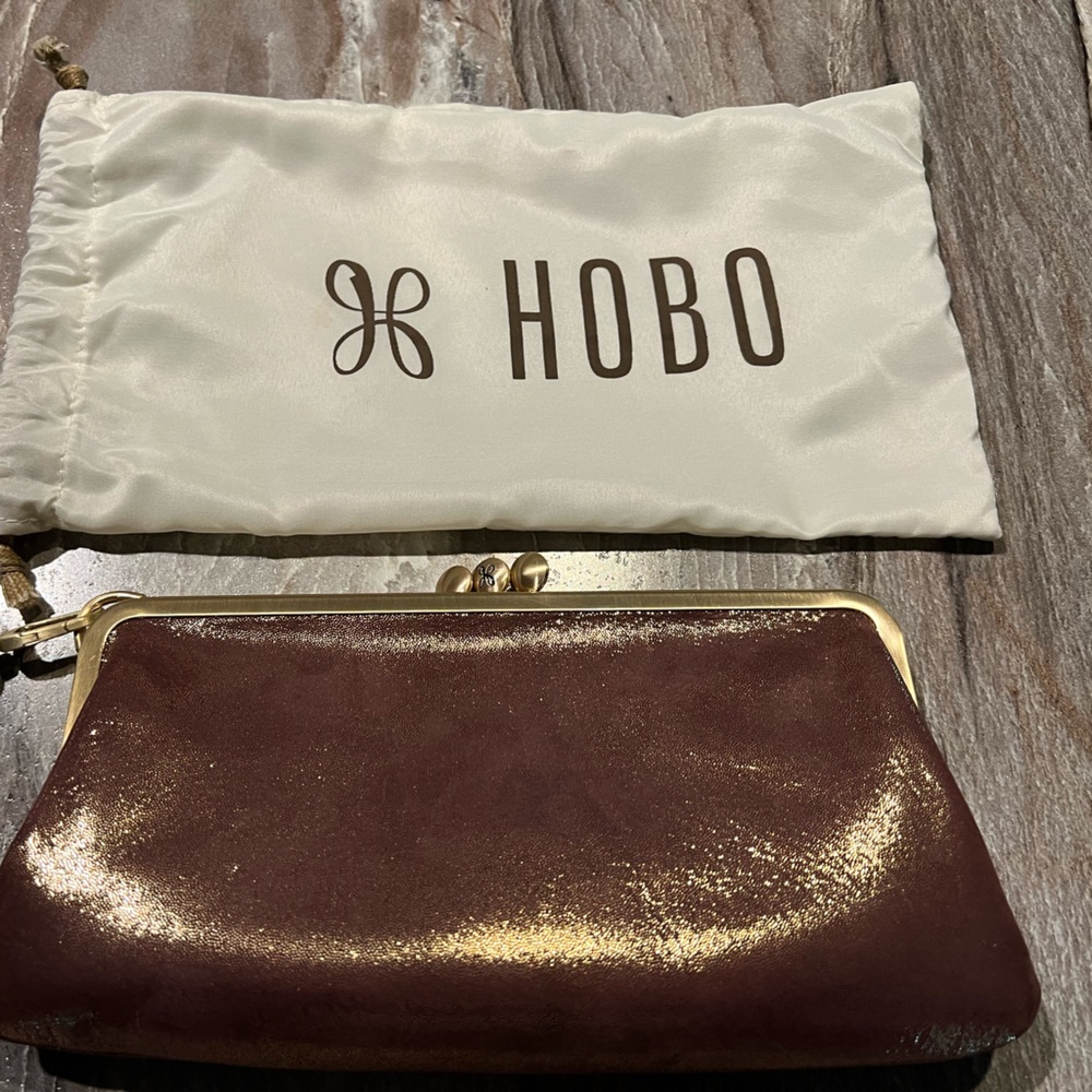 Hobo Daring Wristlet